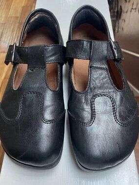 Kalso Earth Shoes 8.5 Womens Faroe Lotus Black leather Mary Janes